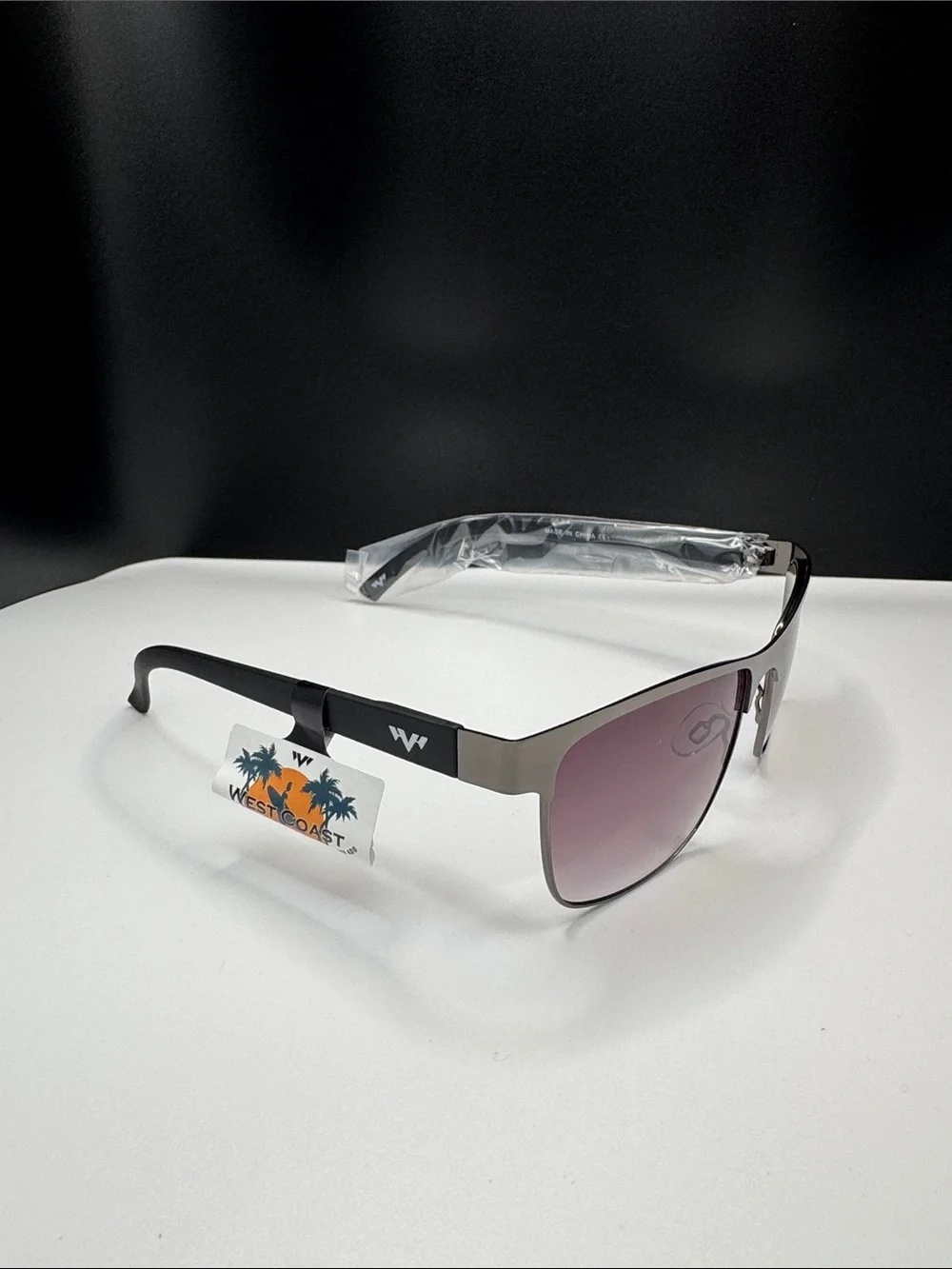 Men's Gray Frame Sunglasses with Gradient Purple Lenses (4-2) UV 400